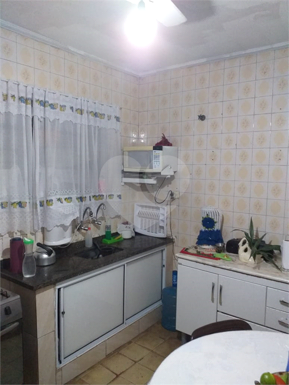 Sobrado à venda com 3 quartos, 74m² - Foto 4