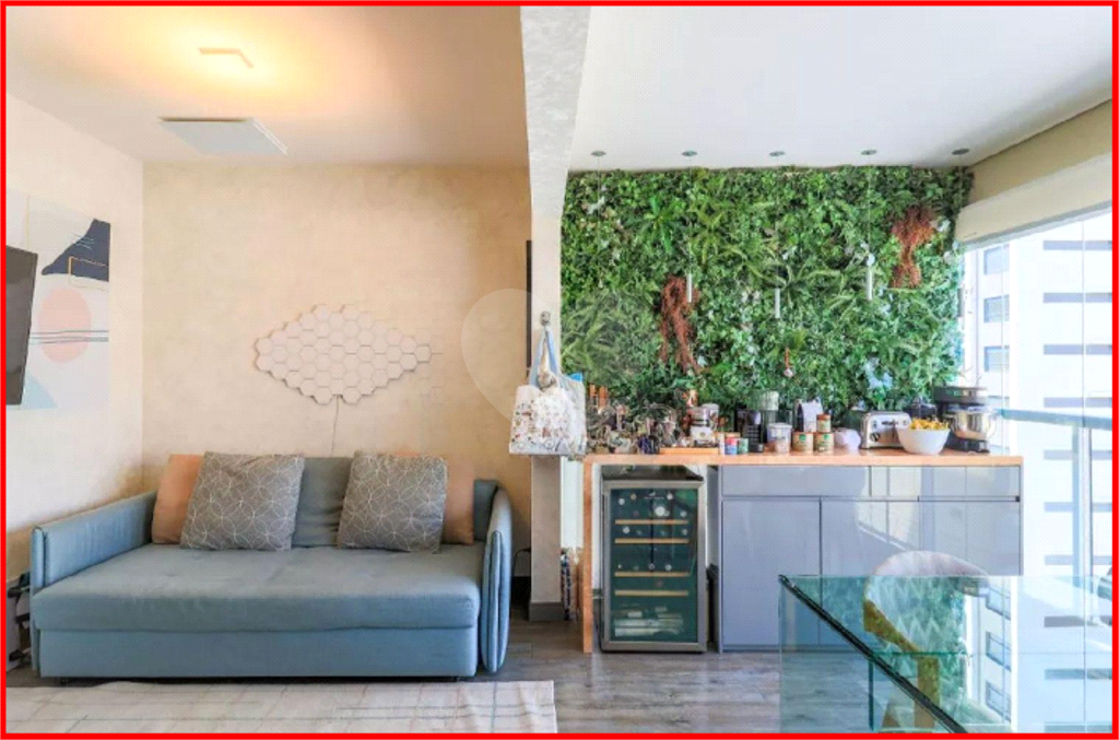 APARTAMENTO em CAMPO BELO