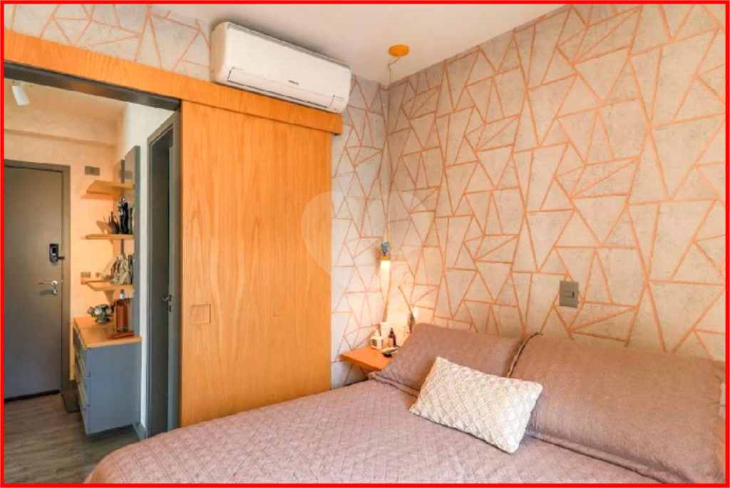 APARTAMENTO em CAMPO BELO