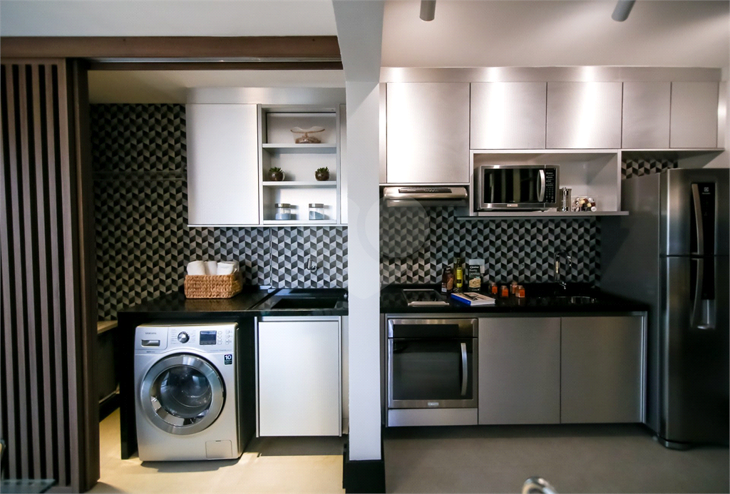 APARTAMENTO em CAMPO BELO