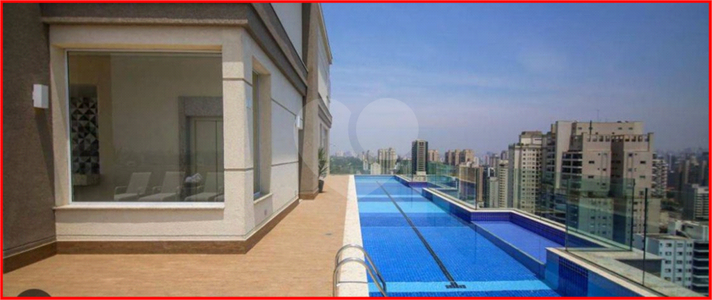 APARTAMENTO em CAMPO BELO
