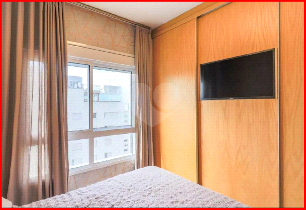 APARTAMENTO em CAMPO BELO