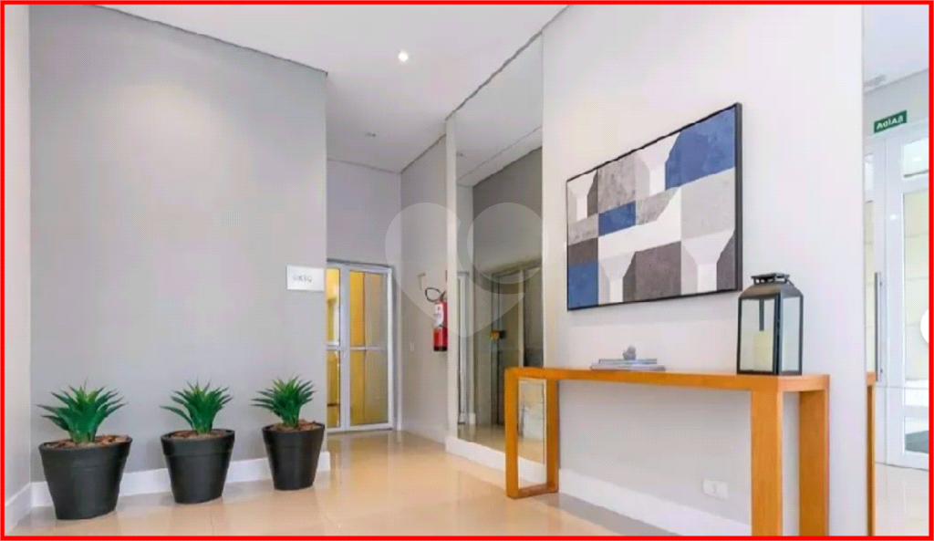 APARTAMENTO em CAMPO BELO