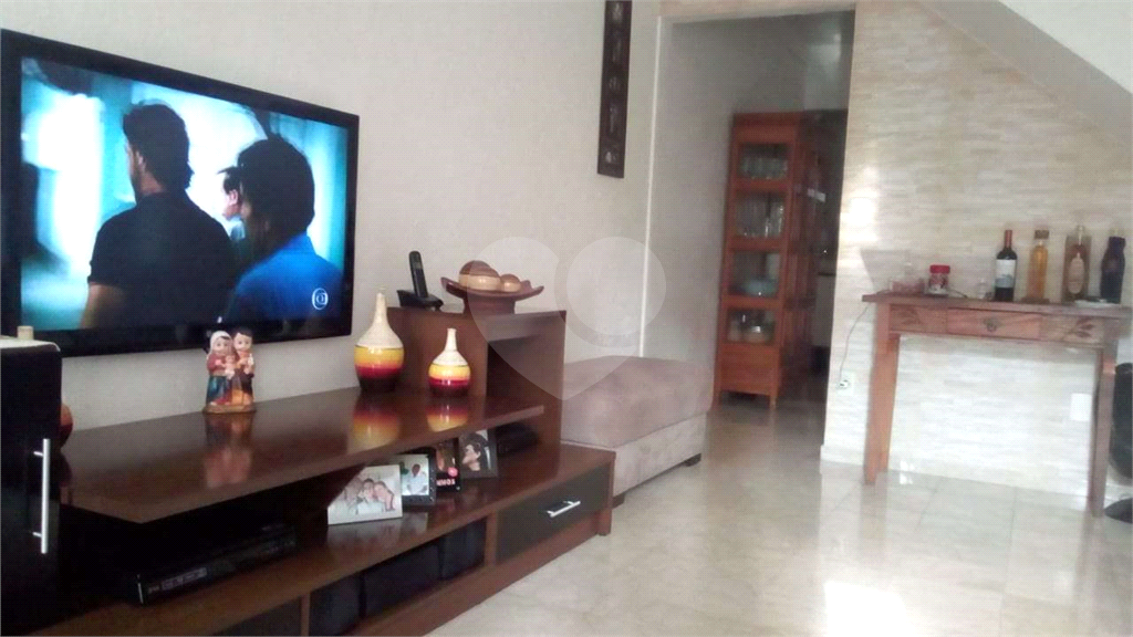 Sobrado em condomínio na Vila Maria