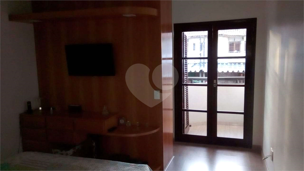 Sobrado em condomínio na Vila Maria