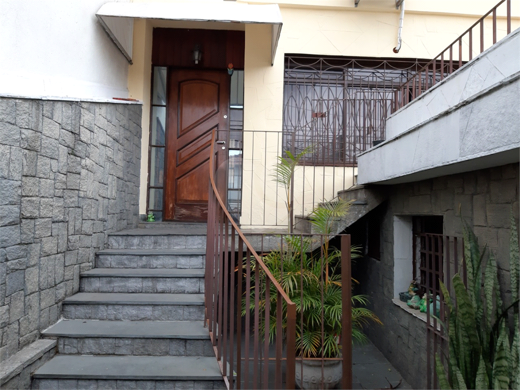 Sobrado no bairro Tremembé. Zona Norte. 260 metros quadrados