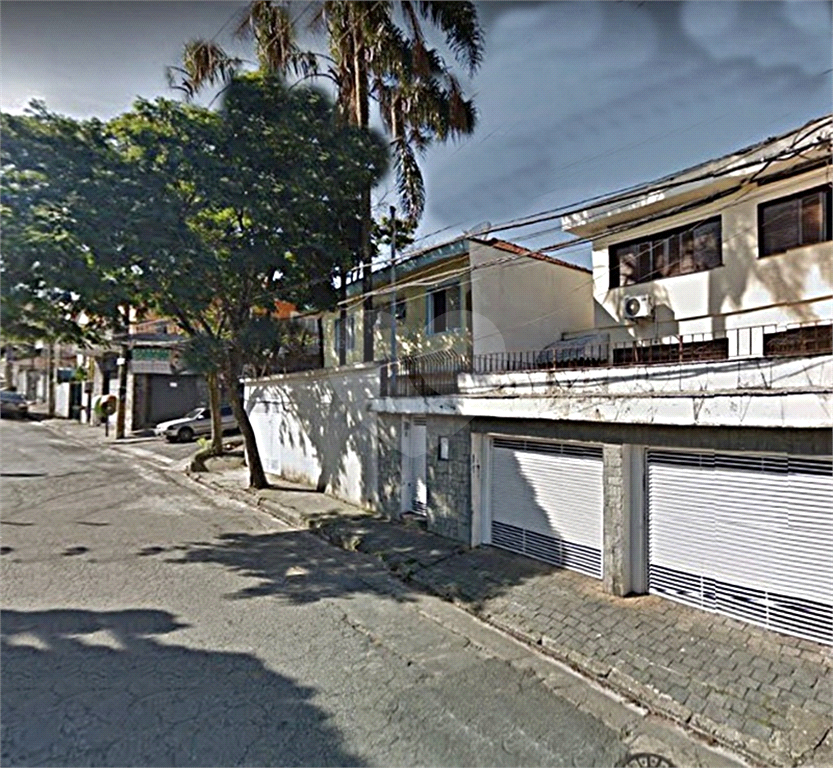 Sobrado no bairro Tremembé. Zona Norte. 260 metros quadrados
