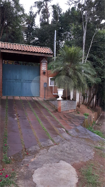 CASA ESTILO ALPINO A VENDA NA SERRA DA CANTAREIRA CONDOMÍNIO PARQUE PETRÓPOLIS
