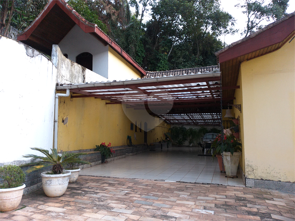 CASA ESTILO ALPINO A VENDA NA SERRA DA CANTAREIRA CONDOMÍNIO PARQUE PETRÓPOLIS
