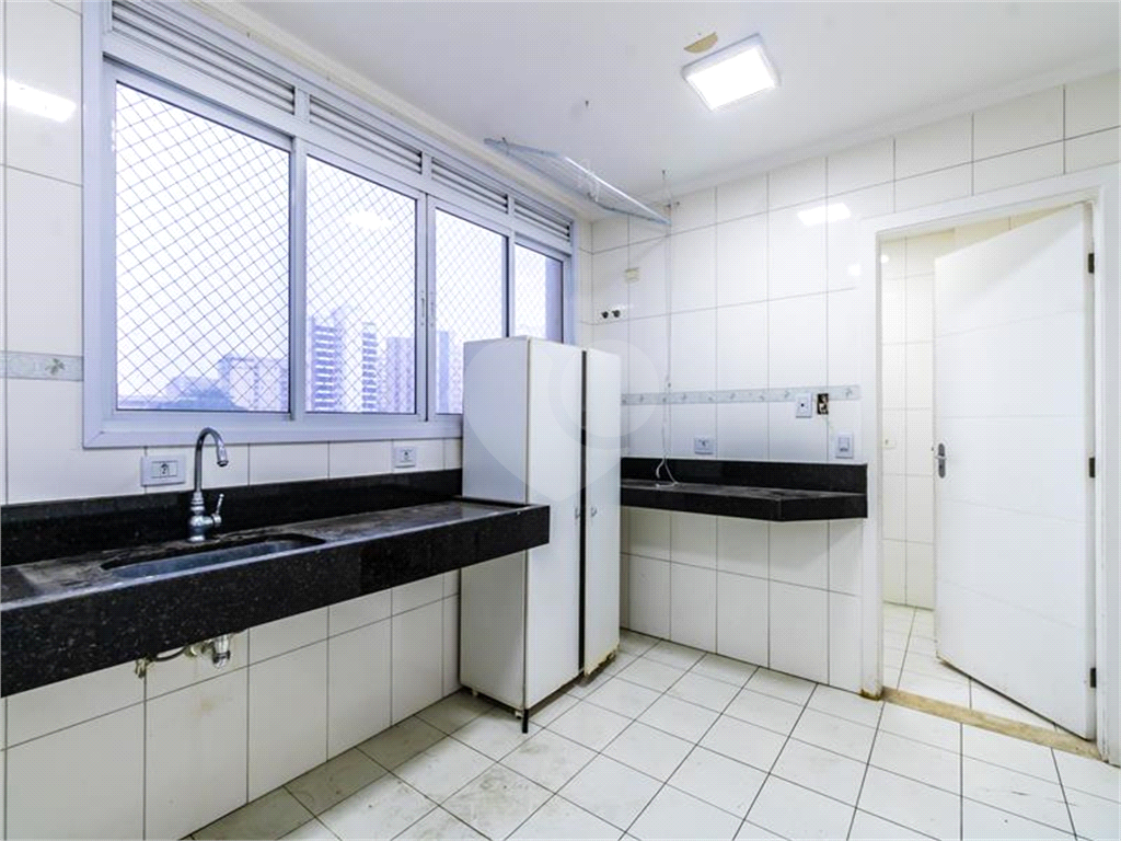  Apartamento a venda em Moema