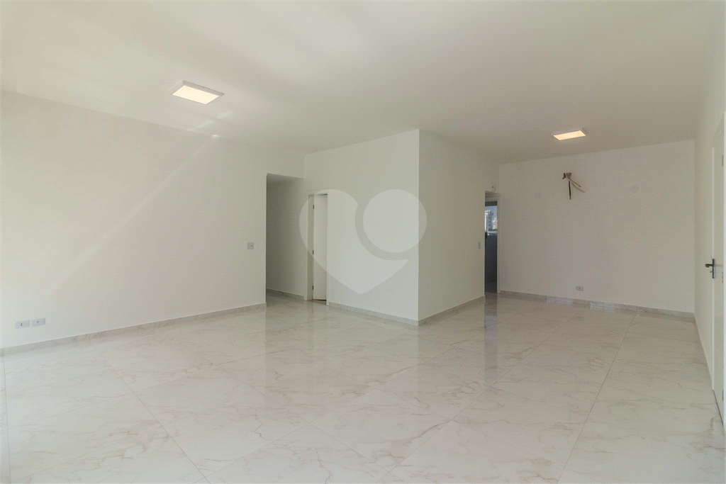  Apartamento a venda em Moema