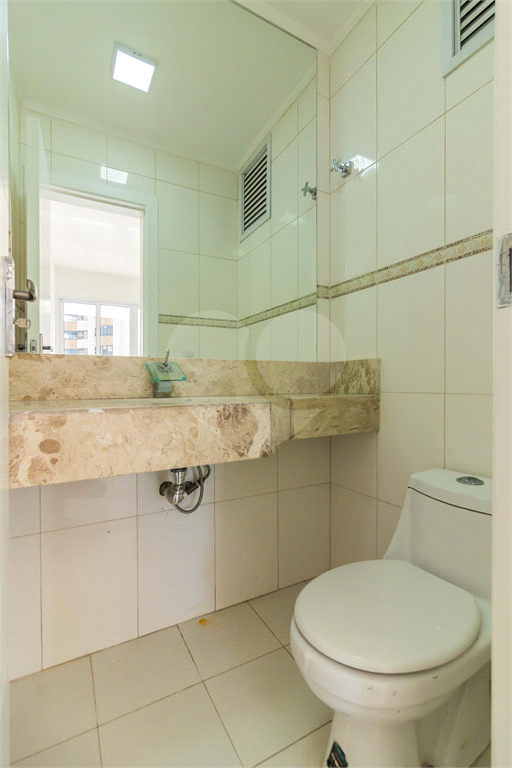  Apartamento a venda em Moema
