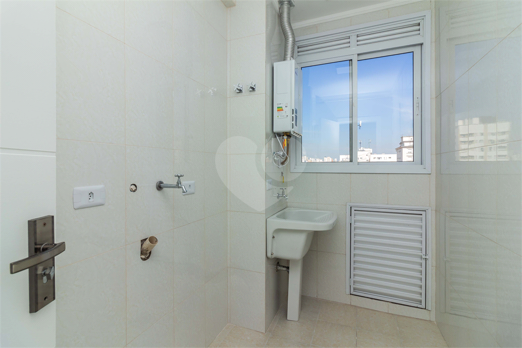  Apartamento a venda em Moema