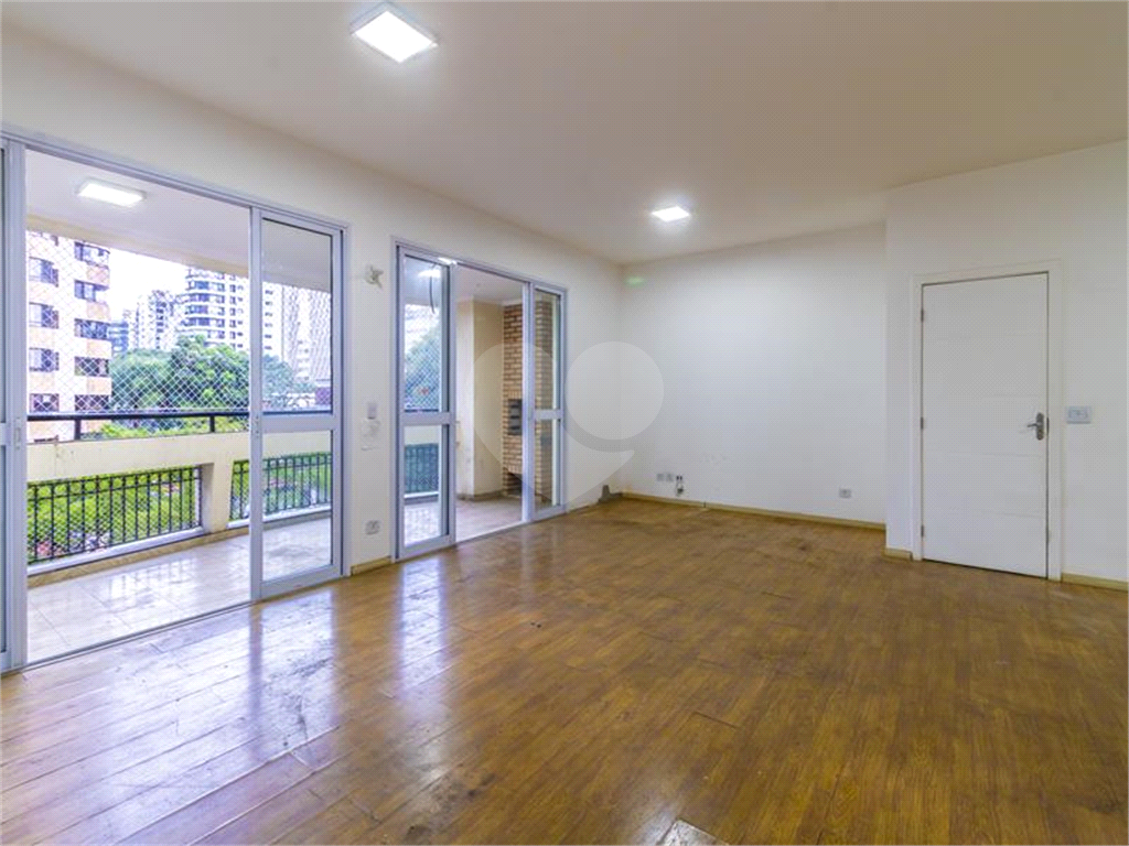  Apartamento a venda em Moema