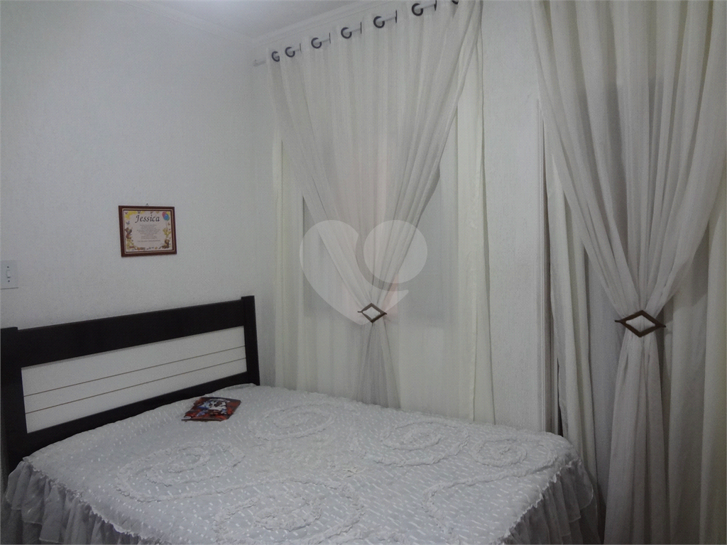 Casas para renda na Vila Medeiros.