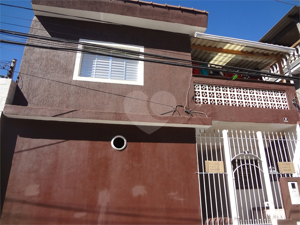 Casas para renda na Vila Medeiros.