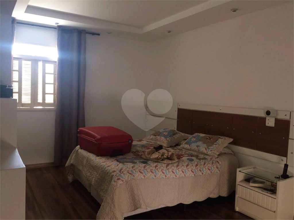 Sobrado à venda com 2 quartos, 319m² - Foto 11