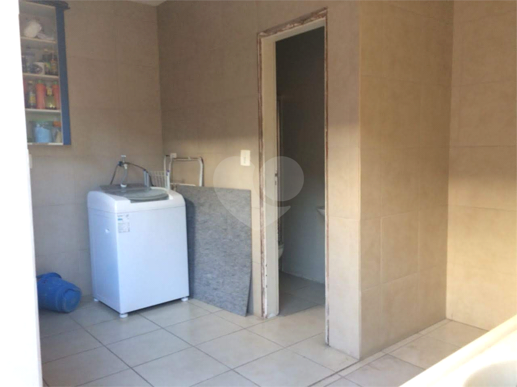 Sobrado à venda com 2 quartos, 319m² - Foto 22