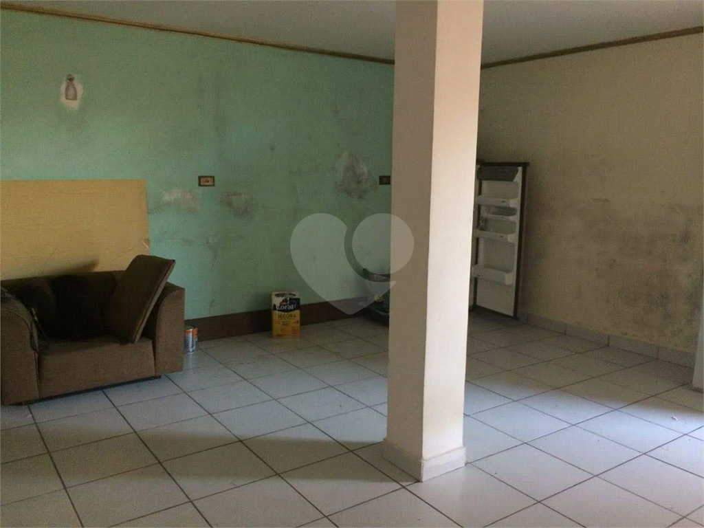 Sobrado à venda com 2 quartos, 319m² - Foto 24