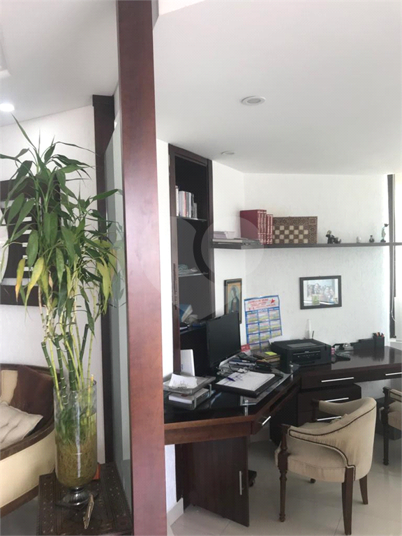 Apartamento amplo bem localizado, no alto de Santana, com 4 suítes