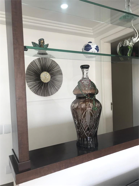 Apartamento amplo bem localizado, no alto de Santana, com 4 suítes
