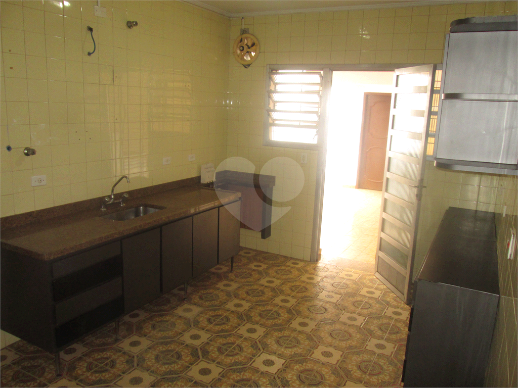 Sobrado à venda com 3 quartos, 178m² - Foto 24