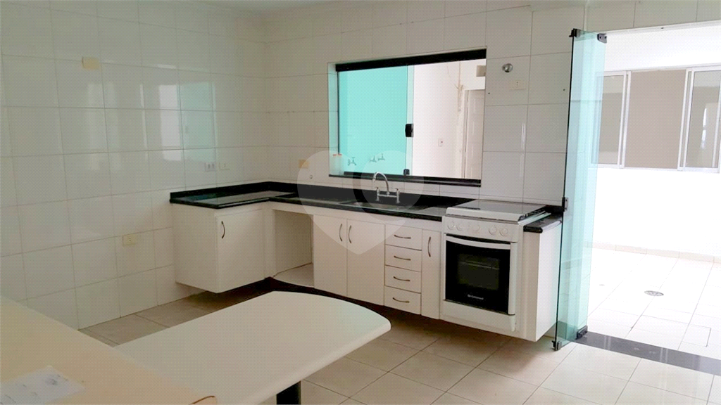 Casa de vila para venda e locação na região da Mooca