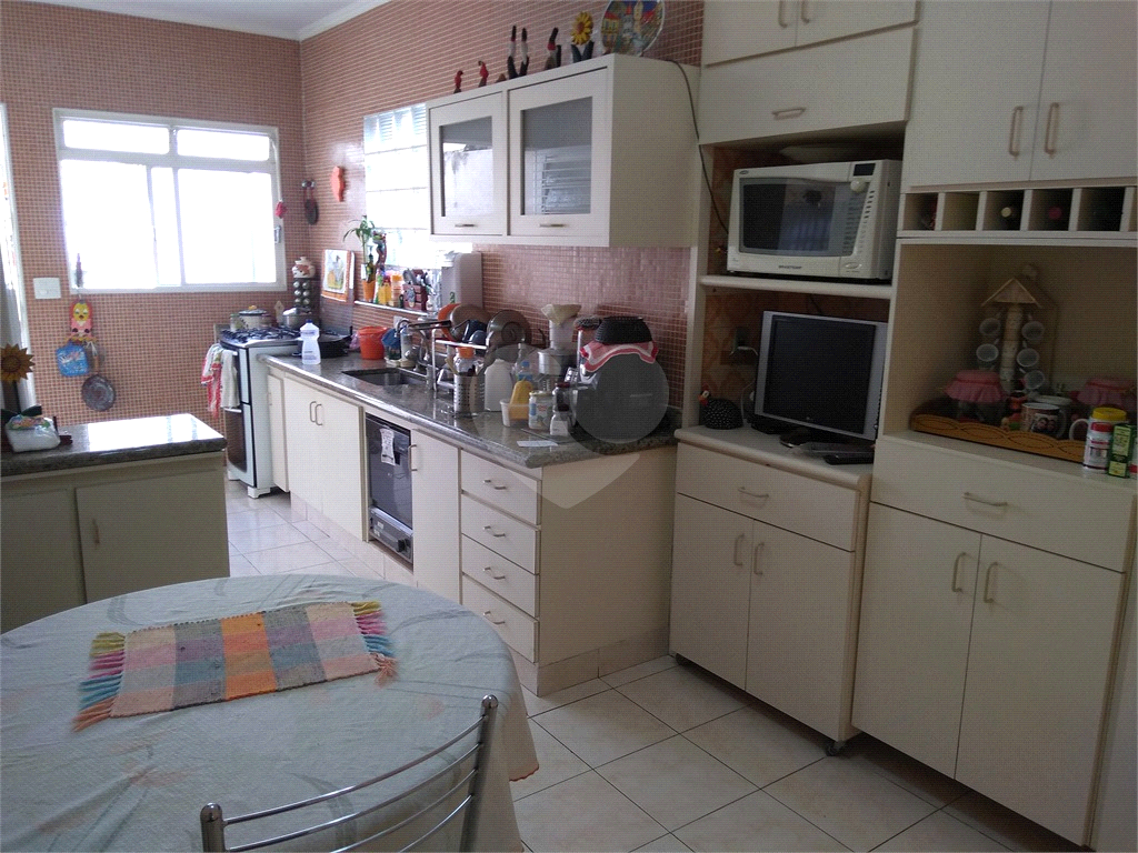 SOBRADO em VILA ESTER (ZONA NORTE)