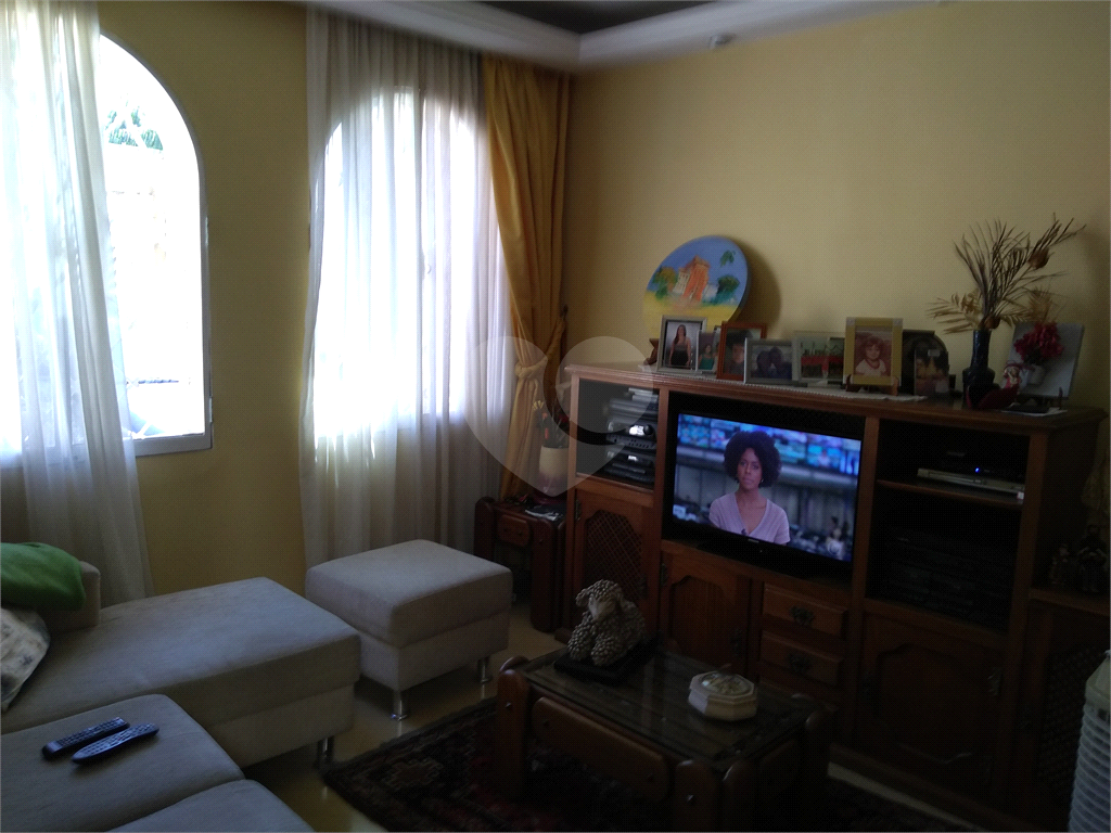 SOBRADO em VILA ESTER (ZONA NORTE)