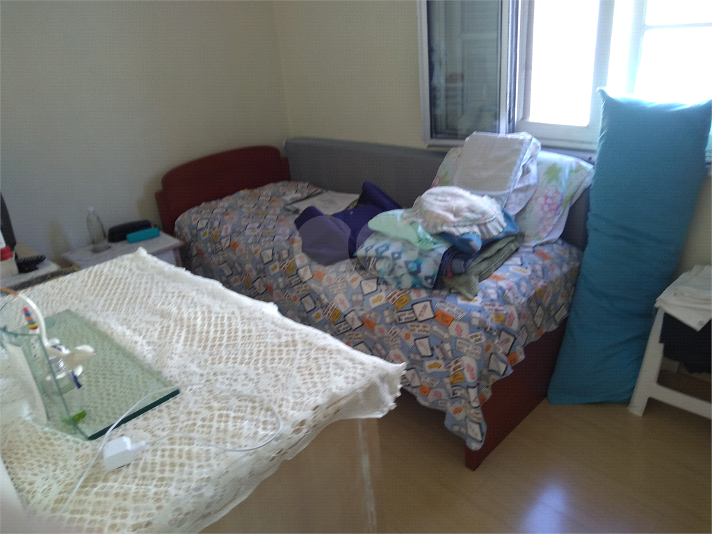 SOBRADO em VILA ESTER (ZONA NORTE)