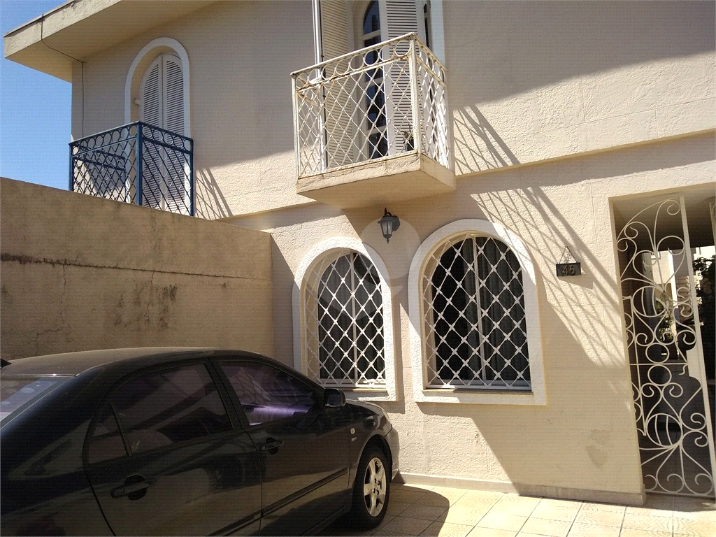 SOBRADO em VILA ESTER (ZONA NORTE)