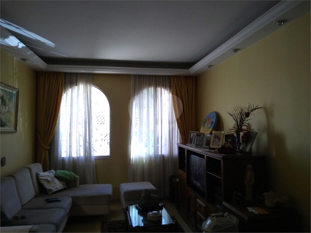 SOBRADO em VILA ESTER (ZONA NORTE)