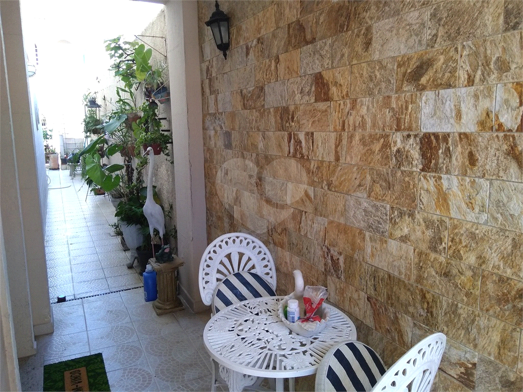 SOBRADO em VILA ESTER (ZONA NORTE)