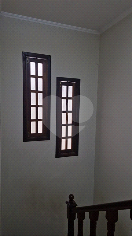 excelente sobrado com 3 suites amplas, sendo a master com banheira de hidromassagem, closet ,com por