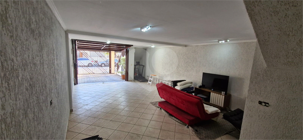 excelente sobrado com 3 suites amplas, sendo a master com banheira de hidromassagem, closet ,com por