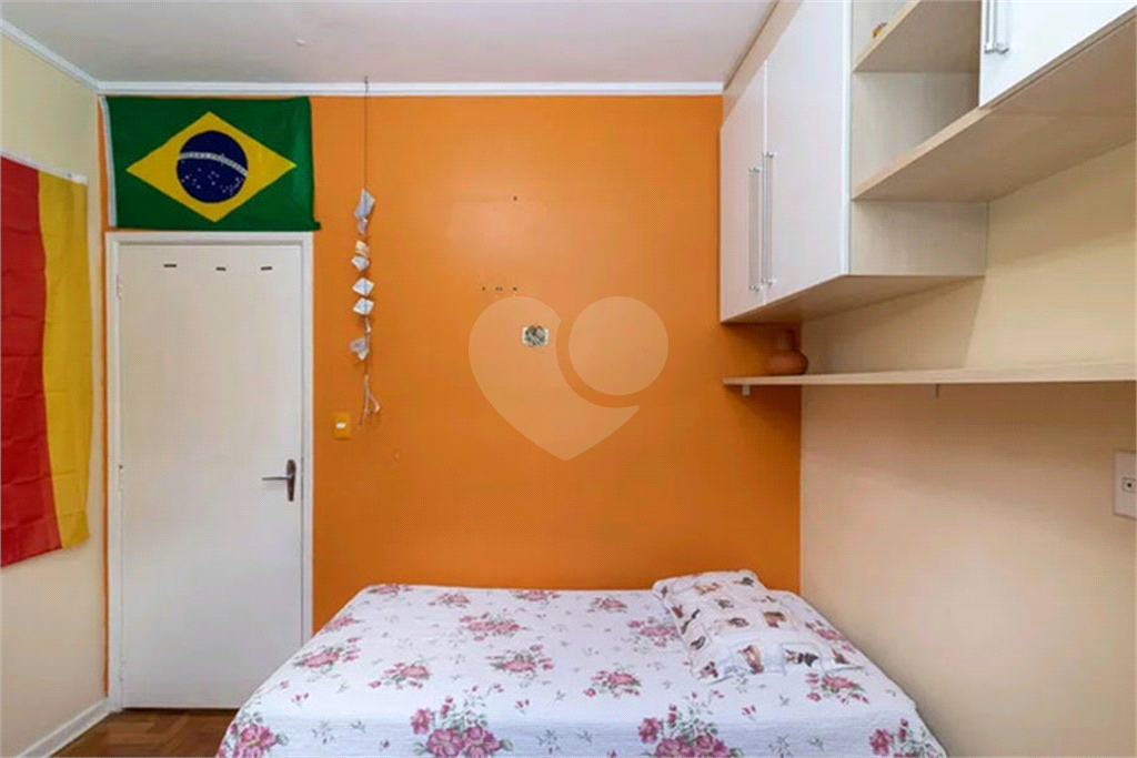 O Seu Sobrado de 3 dormitórios (1 Suíte) no Parque São Domingos: Porteira Fechada!