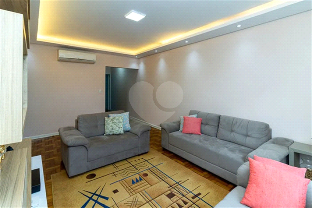 O Seu Sobrado de 3 dormitórios (1 Suíte) no Parque São Domingos: Porteira Fechada!