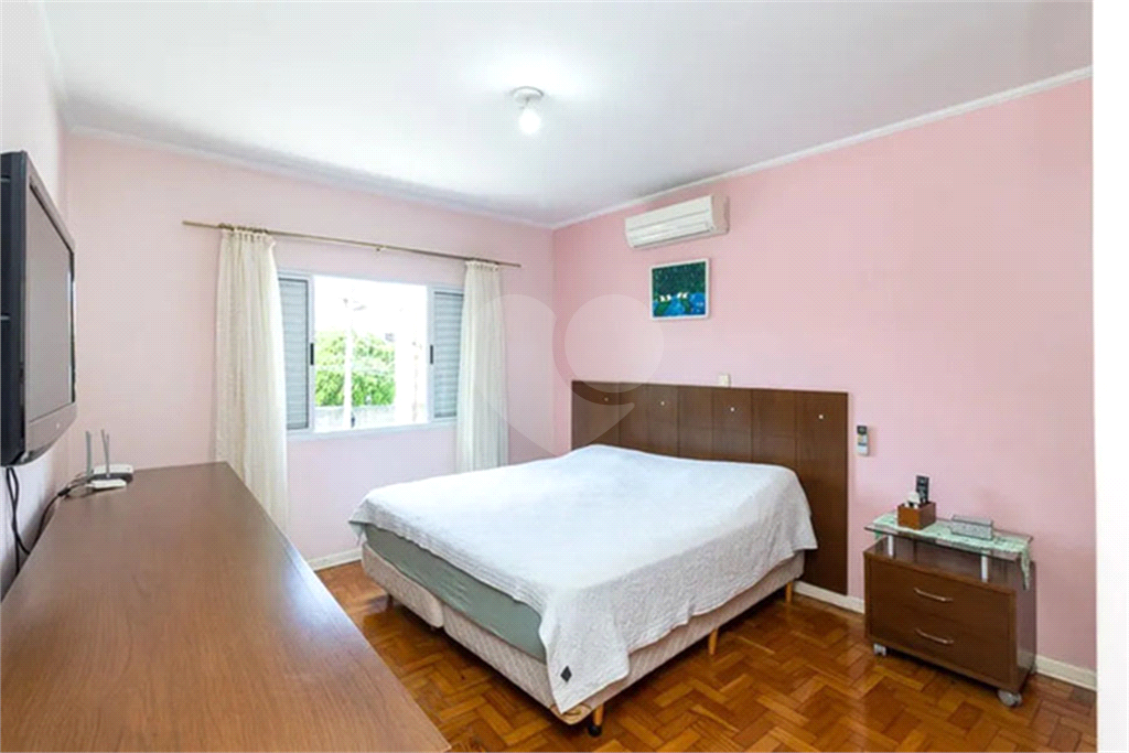 O Seu Sobrado de 3 dormitórios (1 Suíte) no Parque São Domingos: Porteira Fechada!