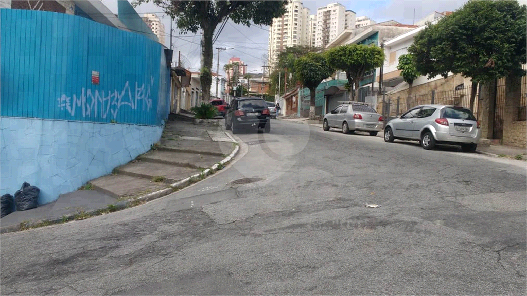 Terreno à venda no Parque Mandaqui.