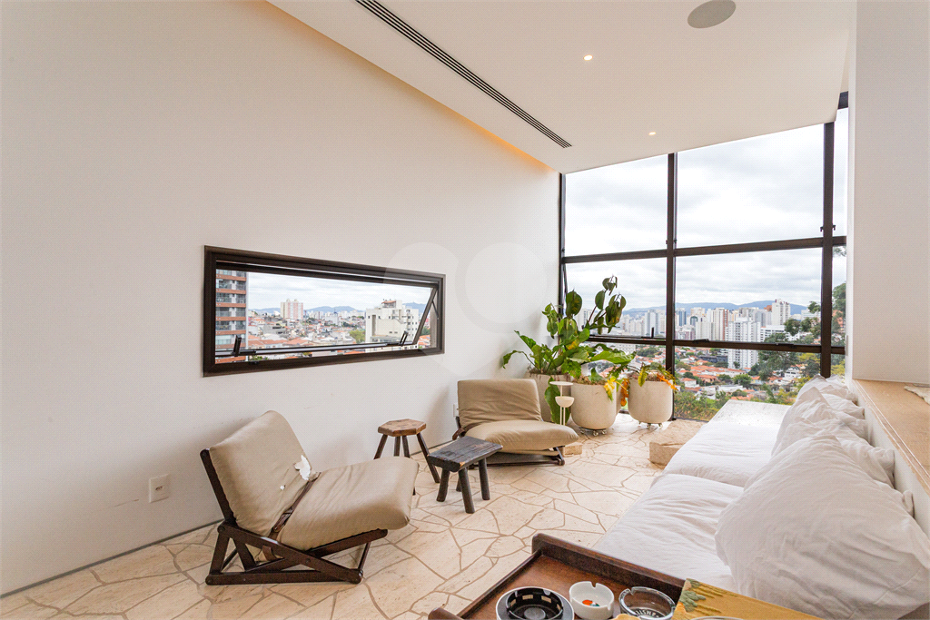 APARTAMENTO À VENDA NO BAIRRO SUMARÉ COM 3 SUÍTES, 4 VAGAS E 220M2