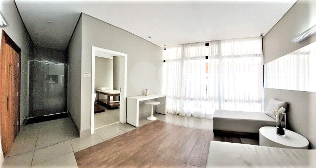 APARTAMENTO em PINHEIROS