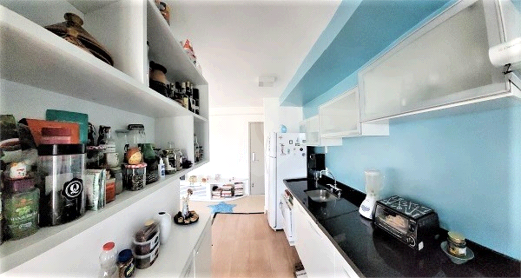 APARTAMENTO em PINHEIROS