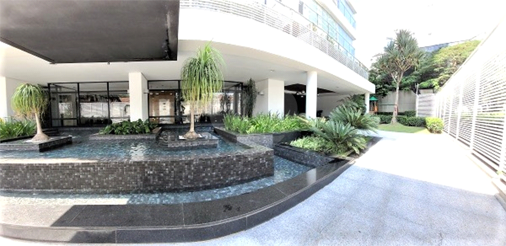APARTAMENTO em PINHEIROS