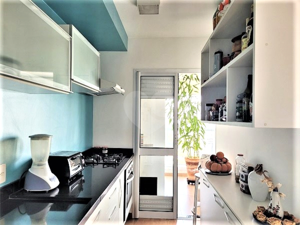 APARTAMENTO em PINHEIROS