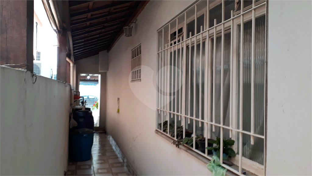 Sobrado à venda com 3 quartos, 280m² - Foto 37