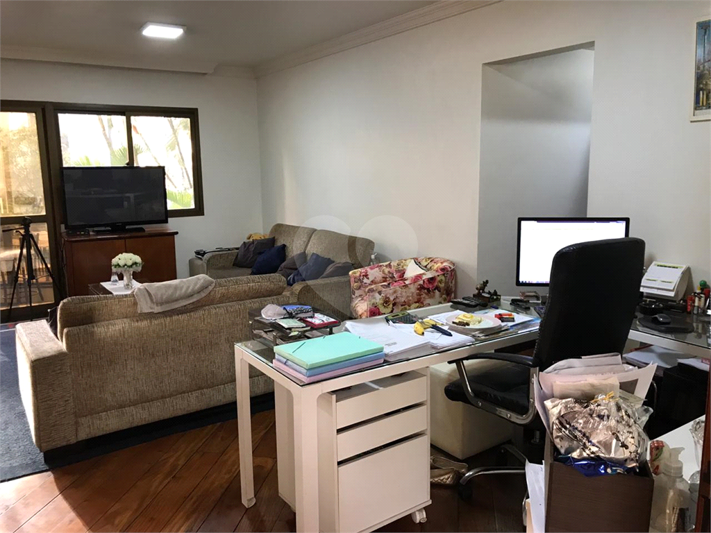 APARTAMENTO em VILA OLÍMPIA