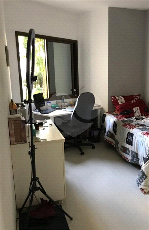 APARTAMENTO em VILA OLÍMPIA