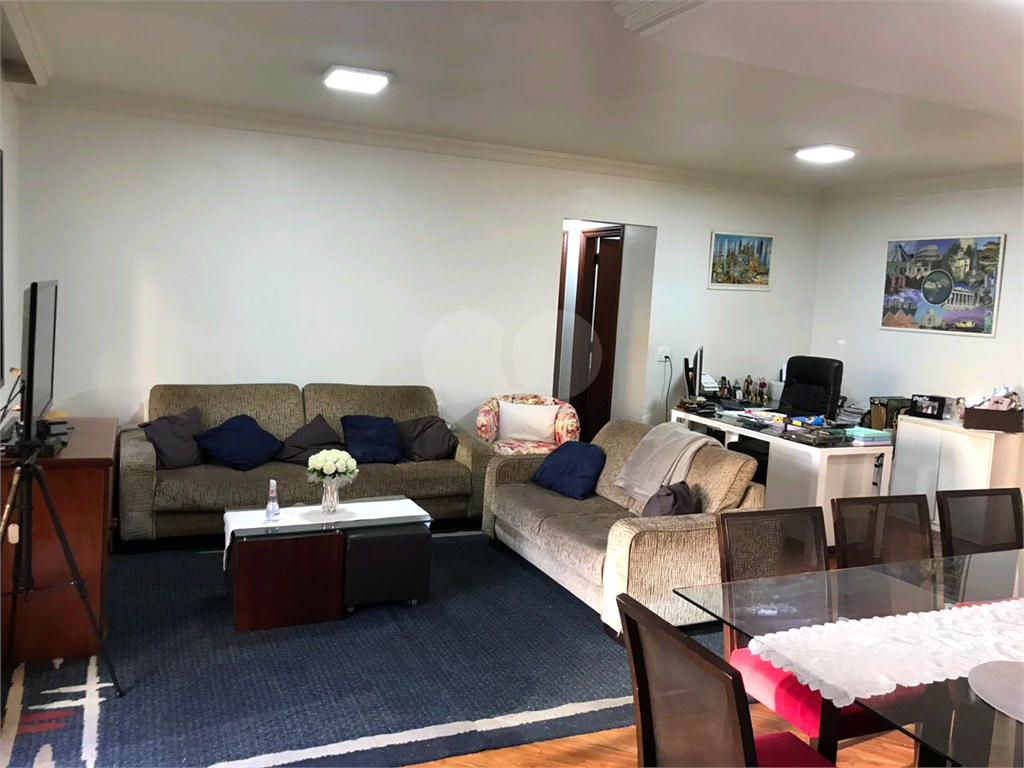 APARTAMENTO em VILA OLÍMPIA