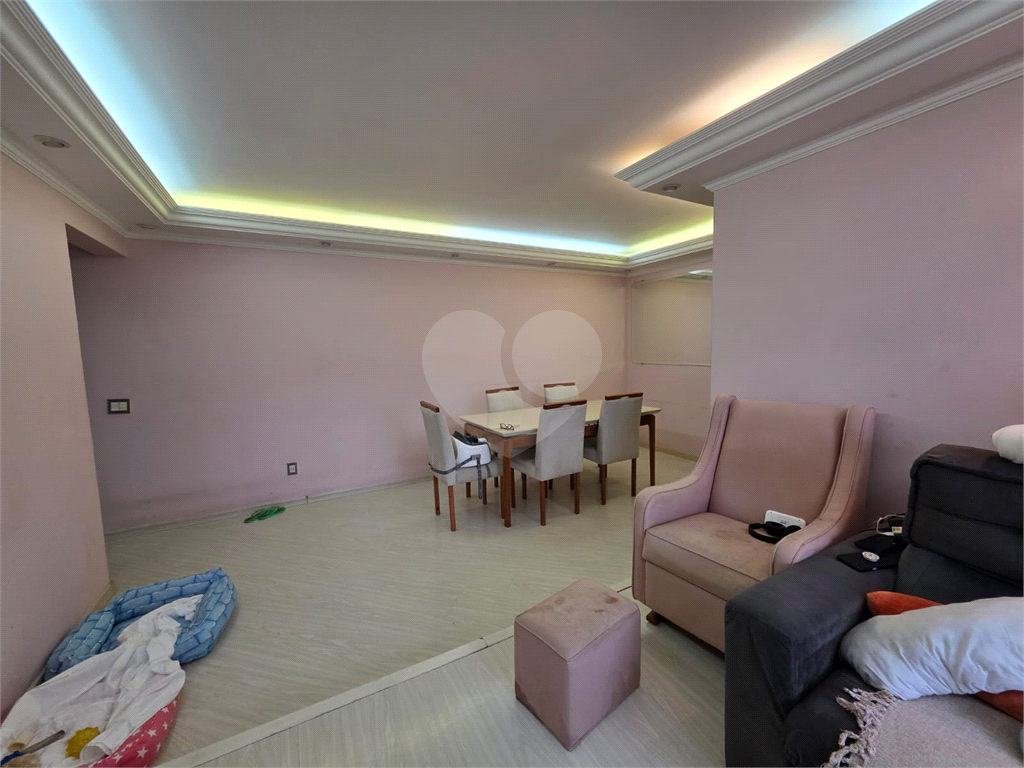 Apartamento Santa Teresinha / 02 Dormitórios