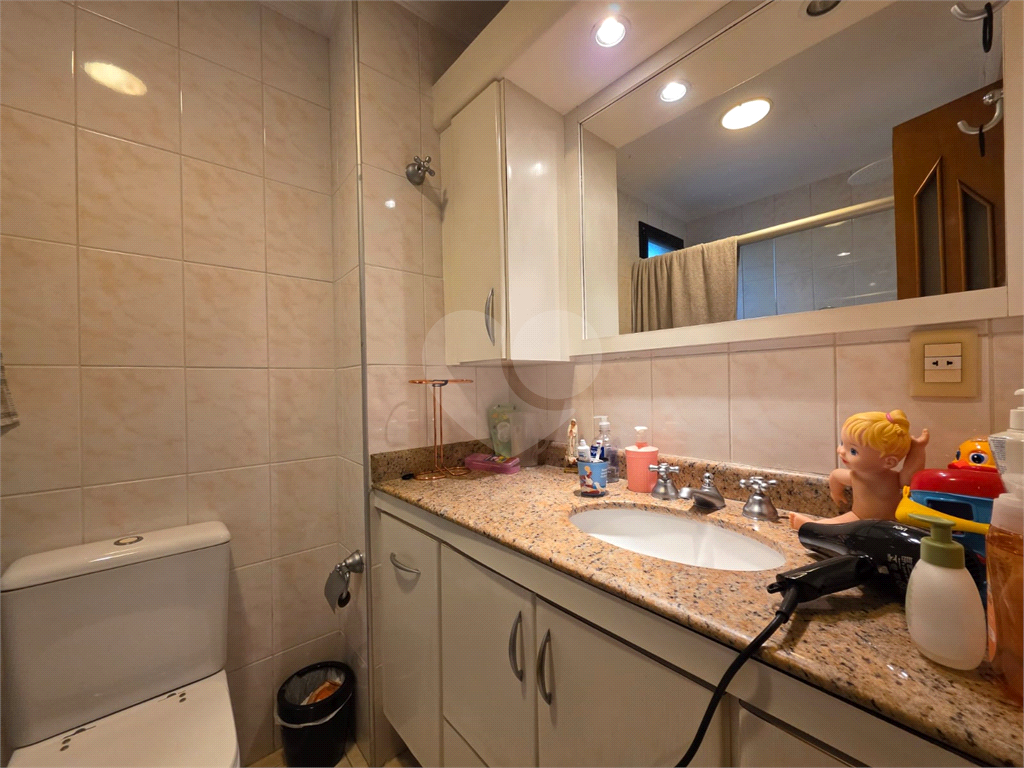 Apartamento Santa Teresinha / 02 Dormitórios